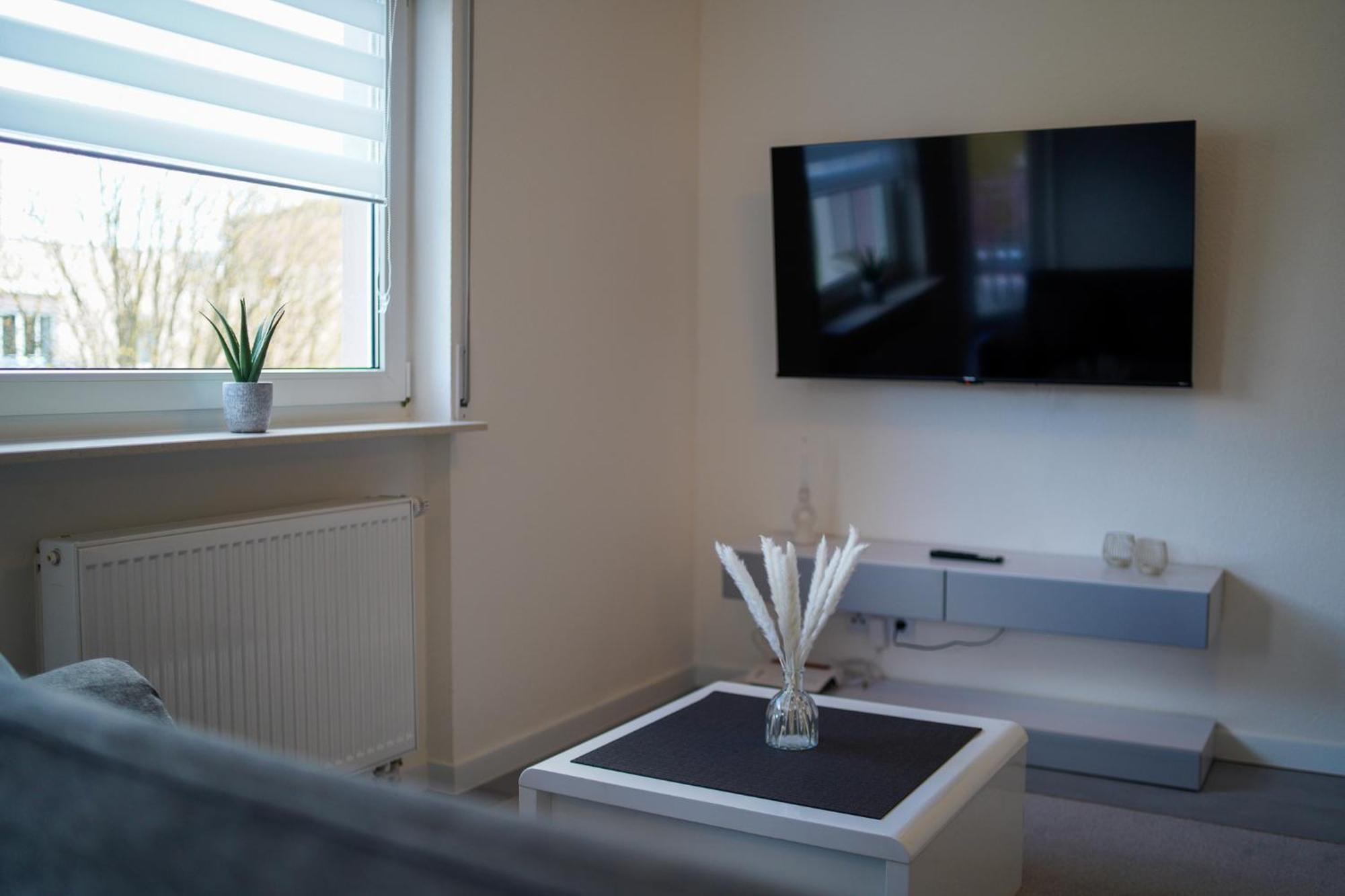 Designer Central Living Karlsruhe Wlan & Fire Tv Stick מראה חיצוני תמונה